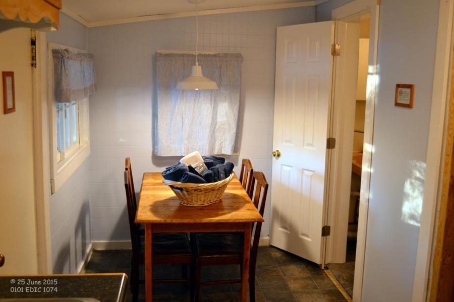Edgewater Inn & Cottages Eagle River Oda fotoğraf