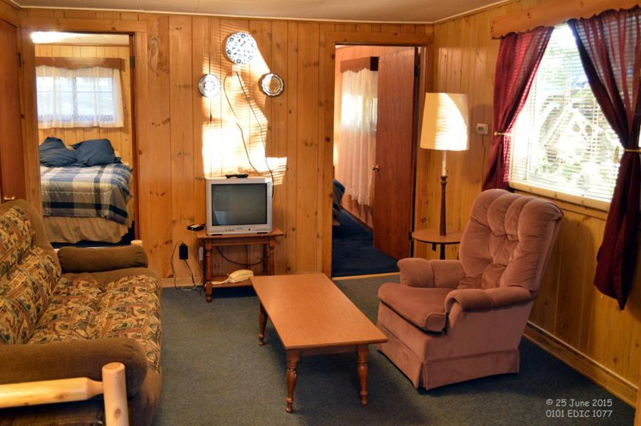 Edgewater Inn & Cottages Eagle River Oda fotoğraf