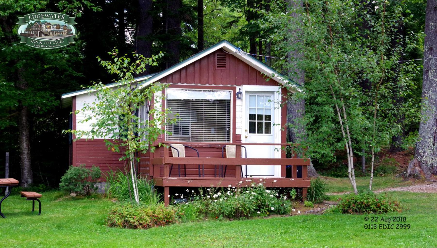 Edgewater Inn & Cottages Eagle River Oda fotoğraf